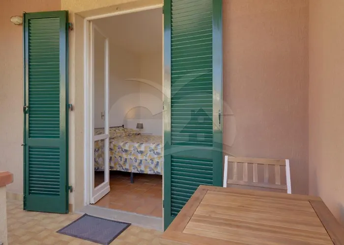 Casa Dante - Goelba Apartment Porto Azzurro